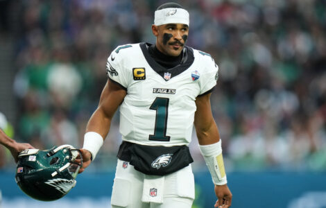 Eagles QB Jalen Hurts placed on injured reserve with blood clot in his calf
